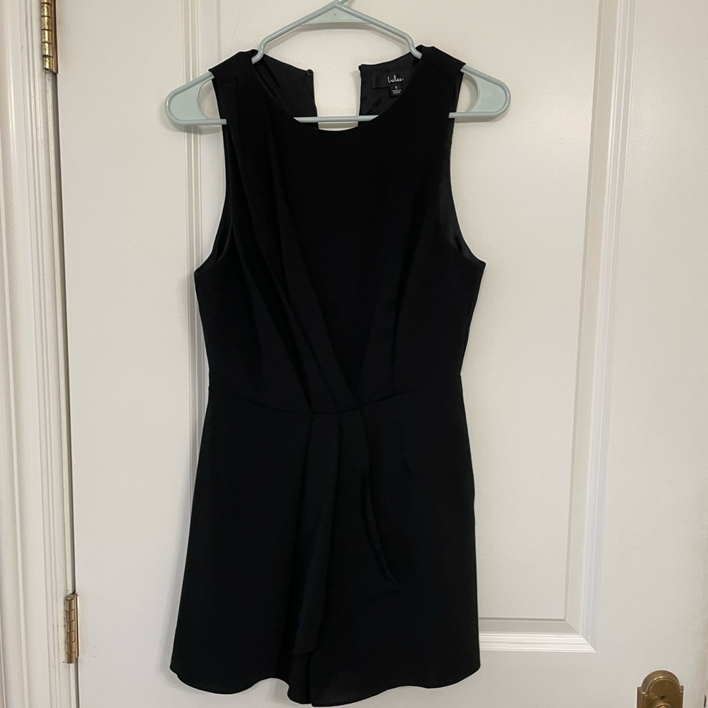 Lulu’s women’s small black romper